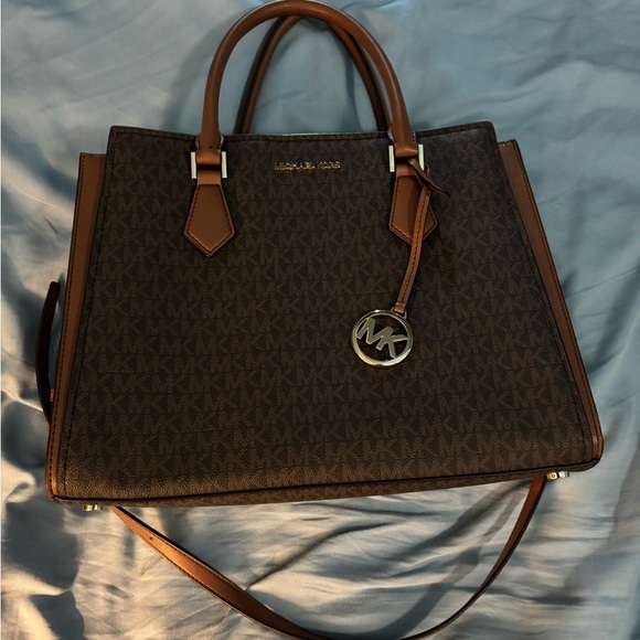 Michael Kors Hope Large Satchel with Tags - Picture 9 of 10